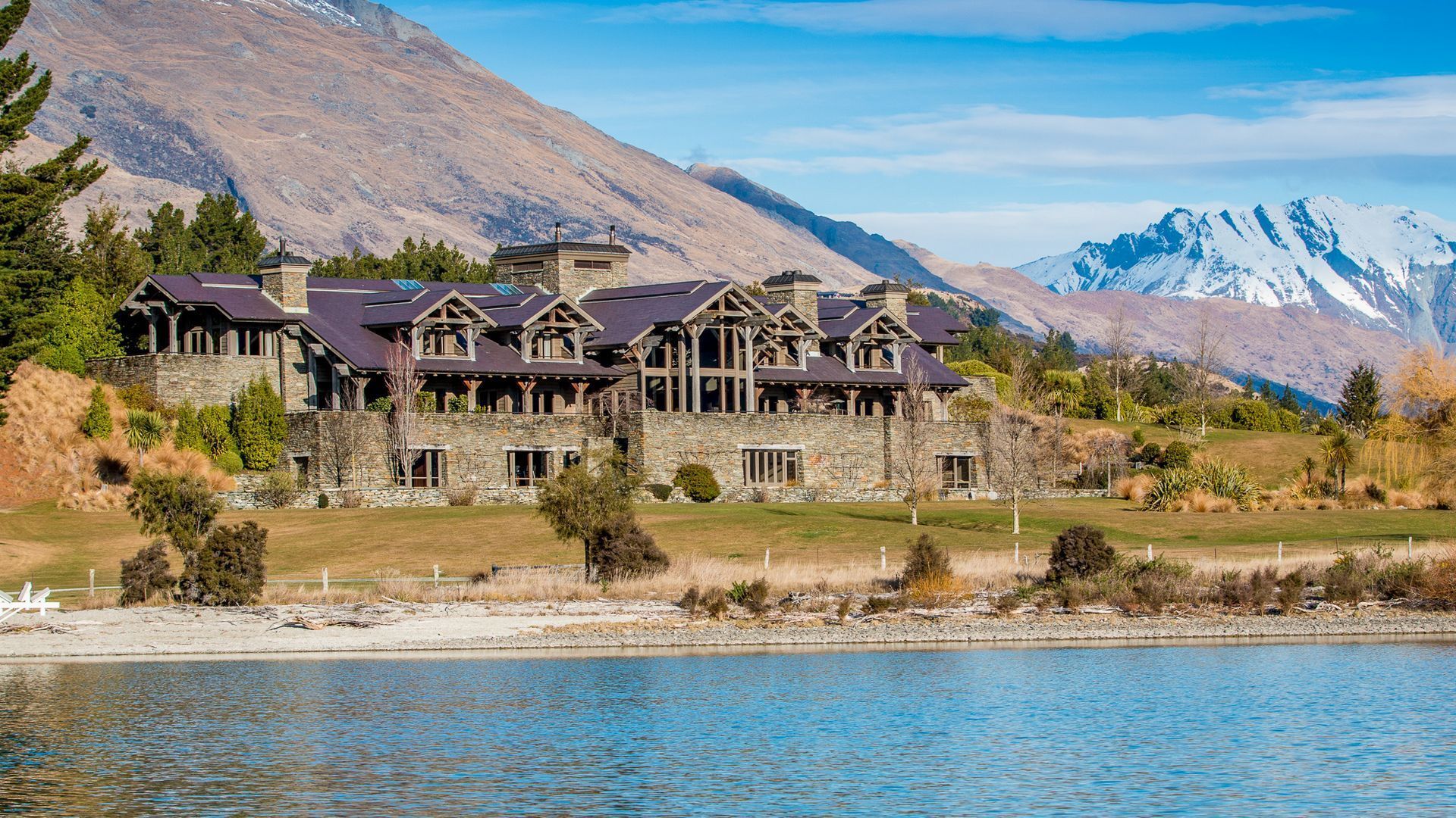 Blanket Bay Lodge