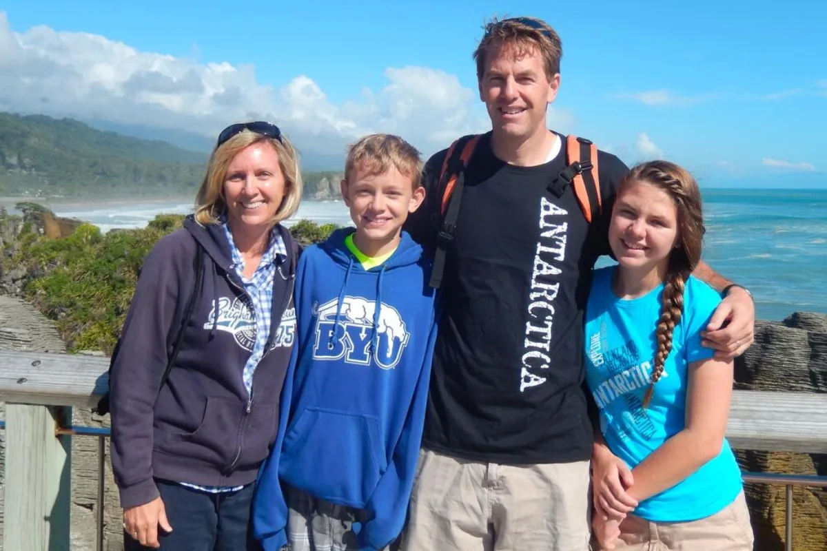 Travel new zealand kids punakaiki