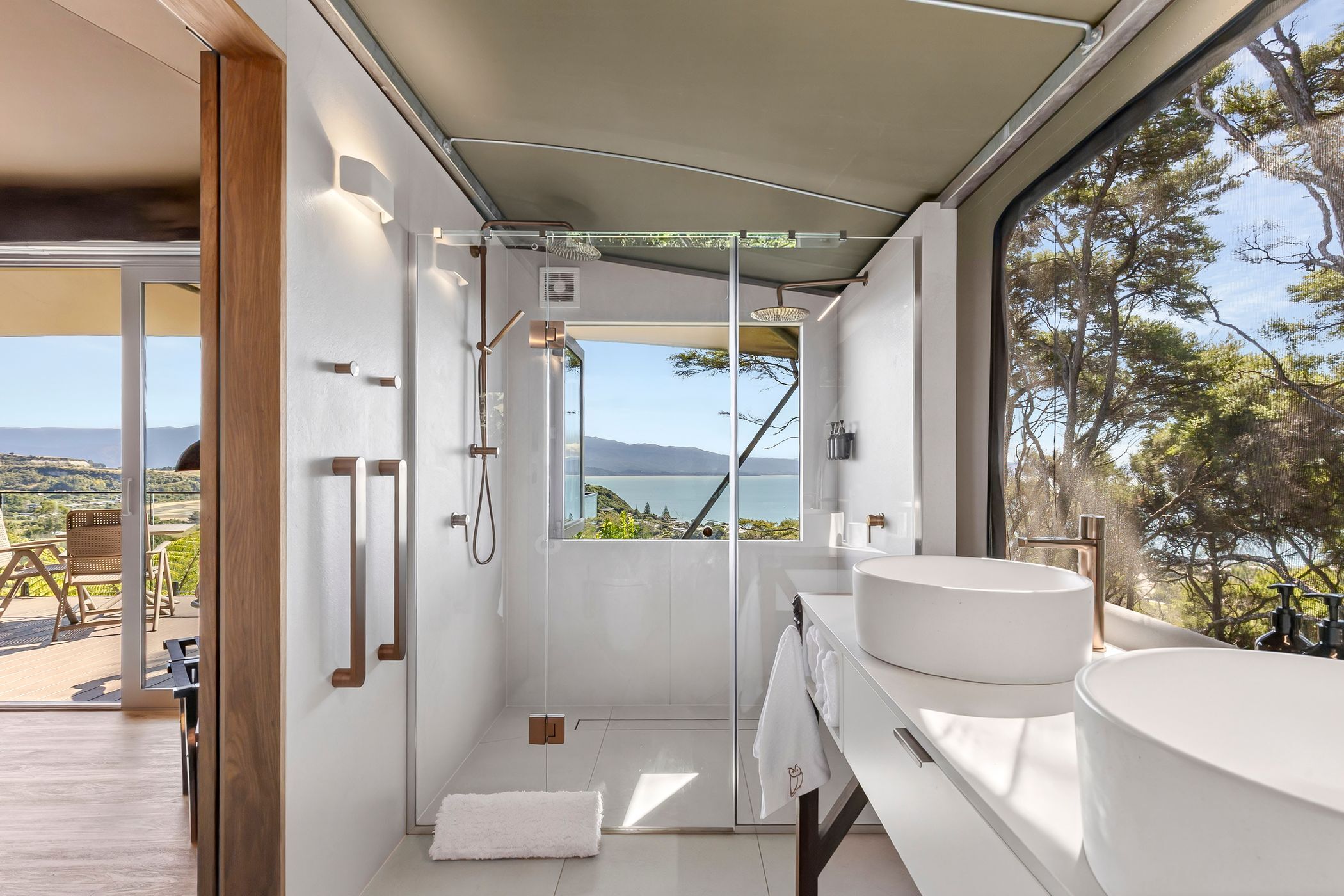 Drift Off Grid | Halcyon Luxury Journeys